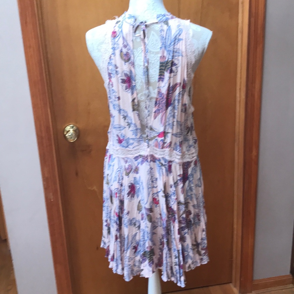 NWOT floral Intimately Free People dress. Size M - Picture 3 of 3